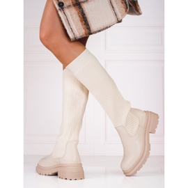 Beige boots with a flexible Shelovet upper 1