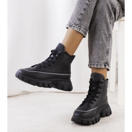 Black women's Nurbi boots 1 Black women's Nurbi boots 1