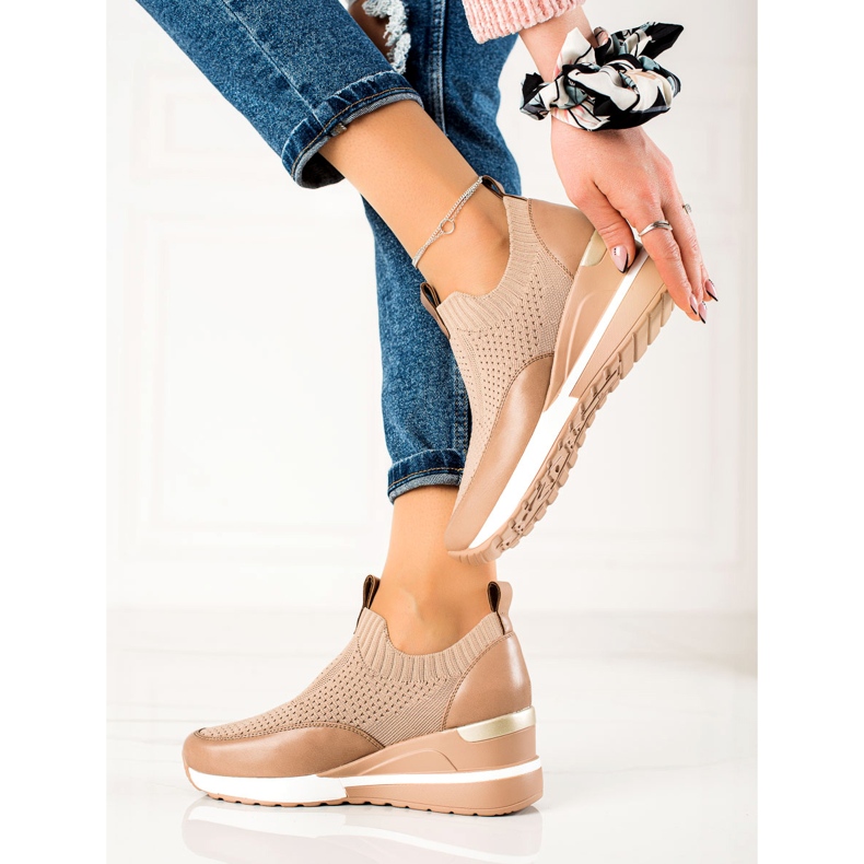 Textile Snakers On The VINCEZA Wedge beige 1