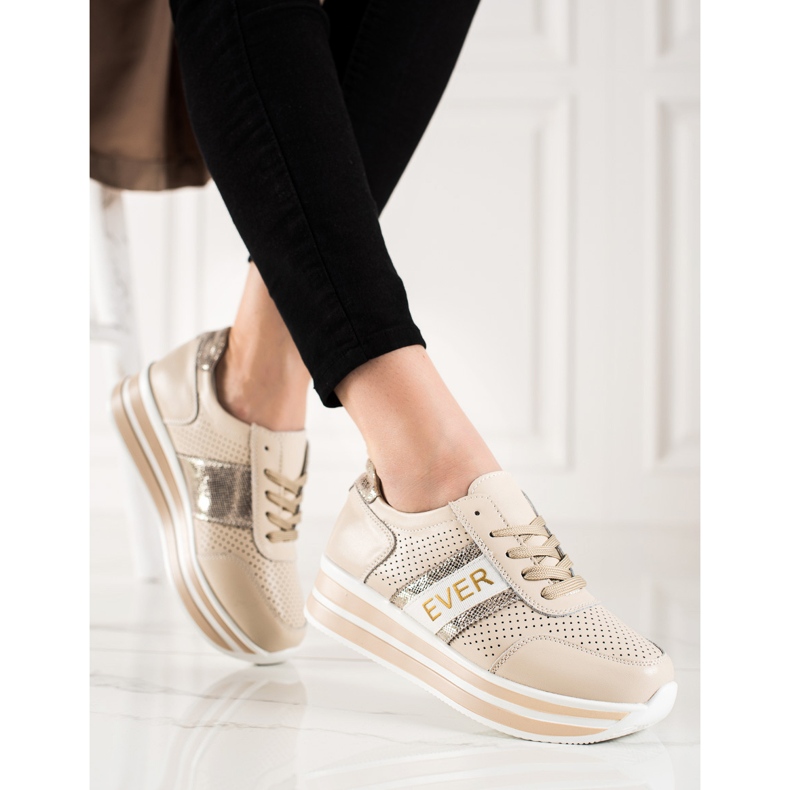 SHELOVET Beige leather sneakers on the Goodin platform golden 1