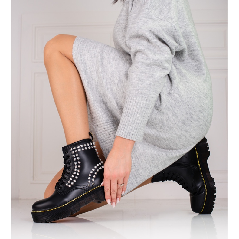 Black women's boots on the Shelovet platform 1