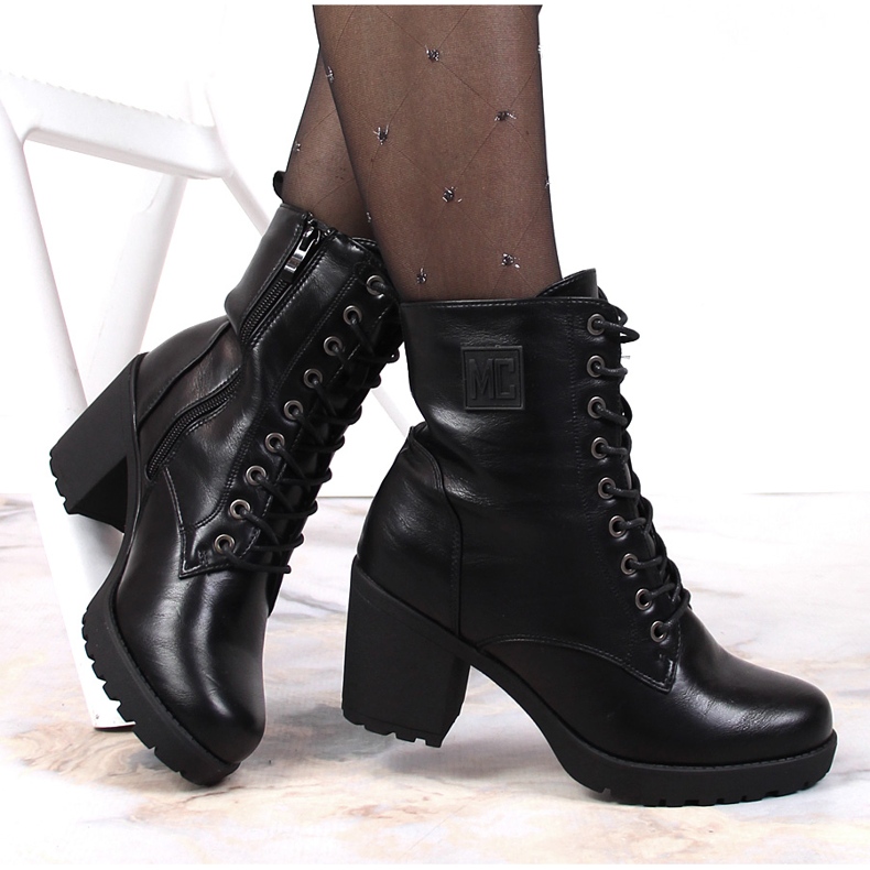 T.Sokolski Boots laced on a post and a zipper, insulated Jezzi black 1