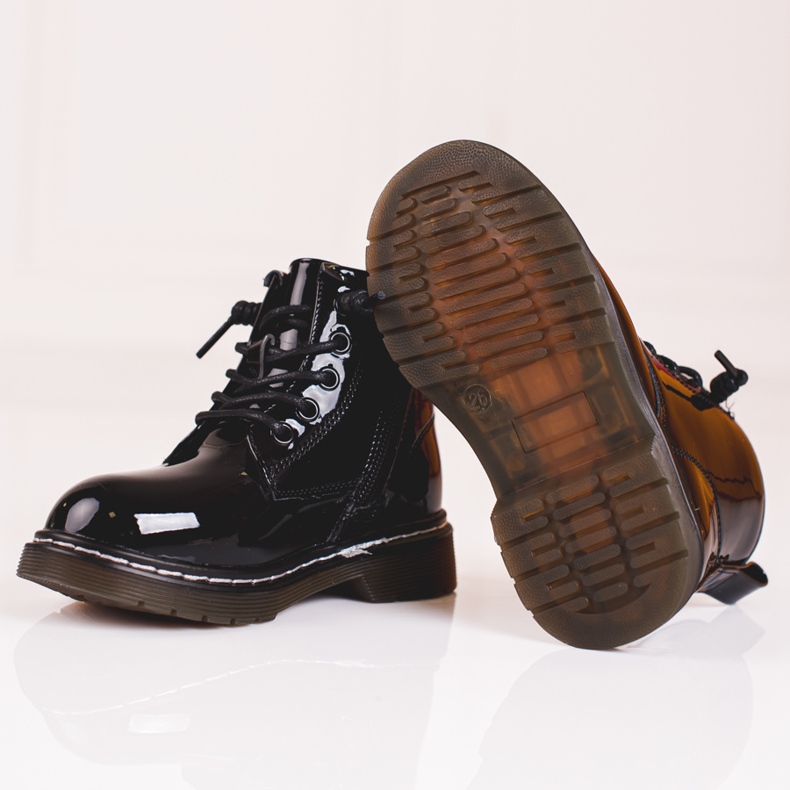 Lacquered girls' boots Shelovet black 1