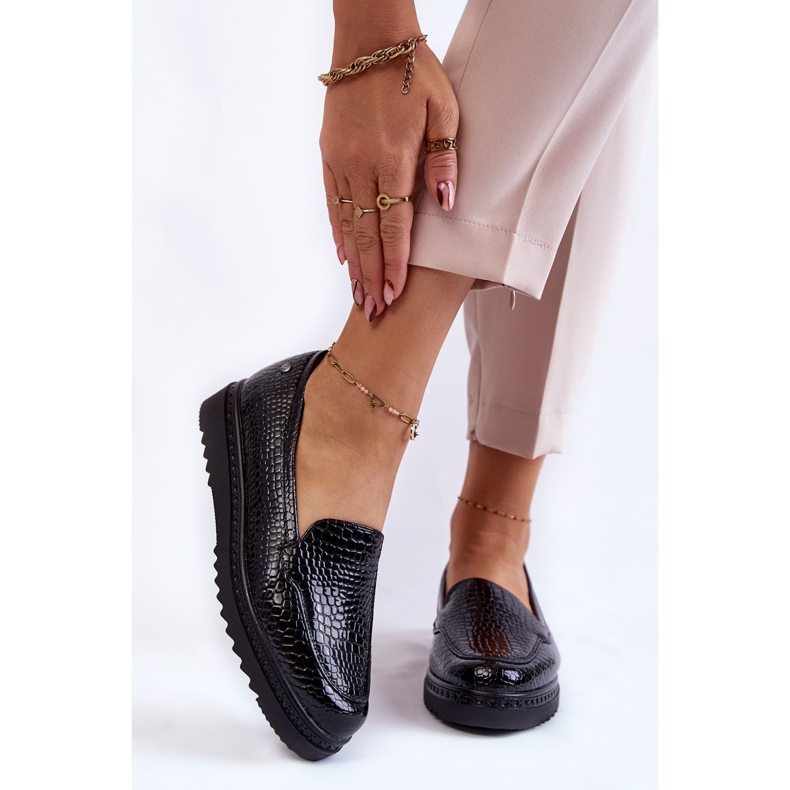 Vinceza Lacquered Loafers Crocodile Pattern On Black Diane Platform 1