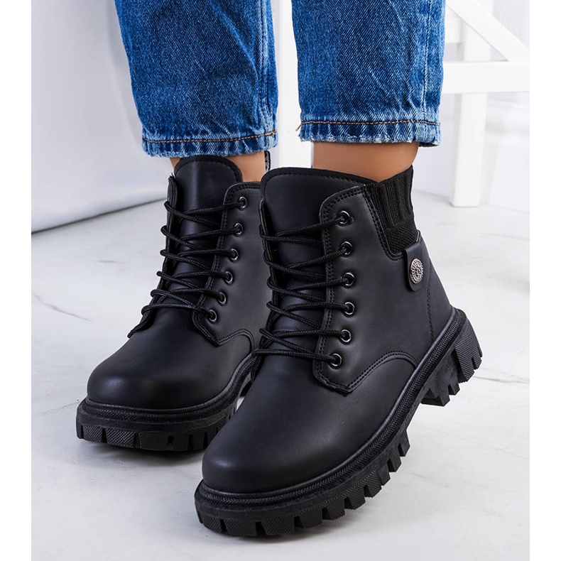 Black women's boots from Odell 1