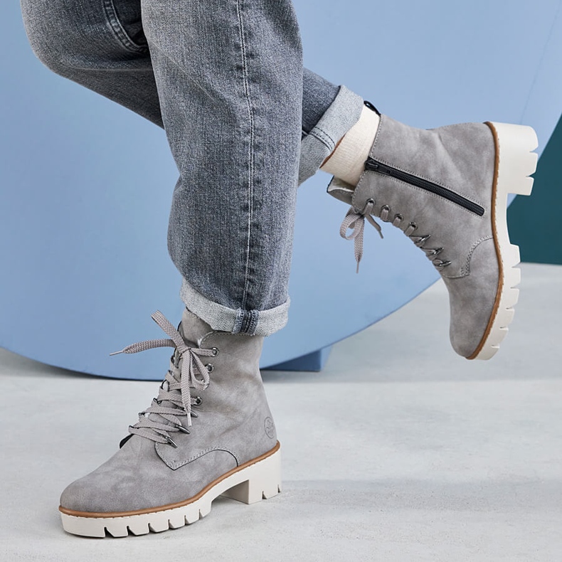 Comfortable gray Rieker X5701-40 women's warm gray platform boots grey 2