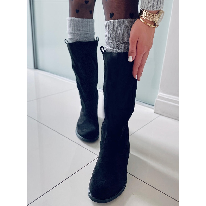 BM Boots with a straight Unnu Black upper 2 BM Boots with a straight Unnu Black upper 2