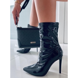 BM Boots lacquered on a Soraya Black heel 1