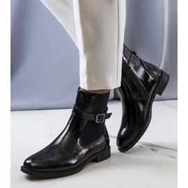 Black patent leather Isonti boots 1