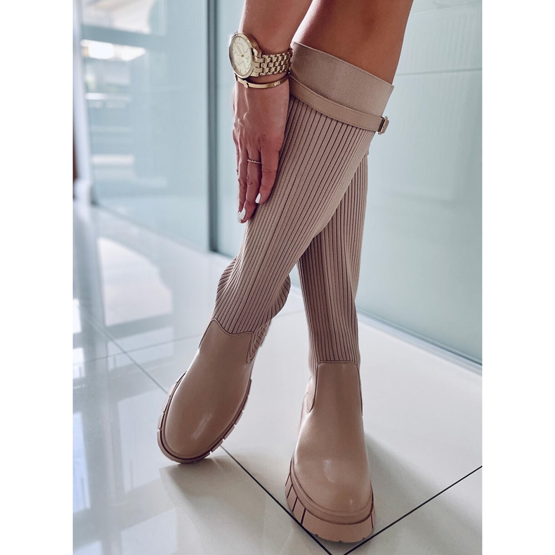BM Riding boots with a flexible Blow Taupe upper beige 1
