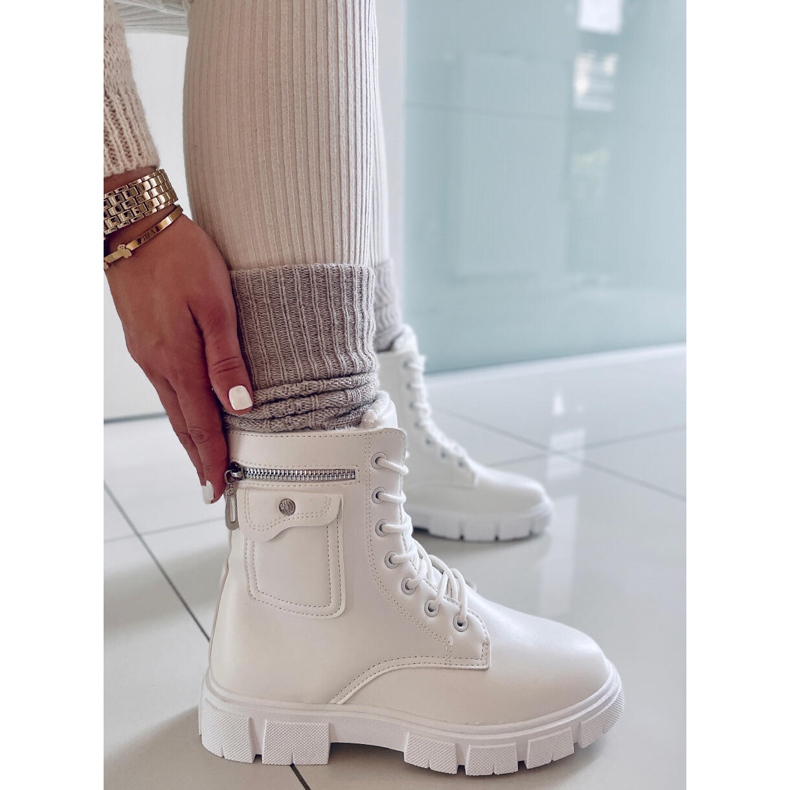 BM Flat lace-up boots Bravery White 1