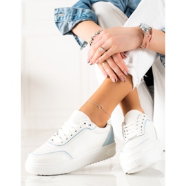 TRENDI Sneakers With Blue Insert white 2
