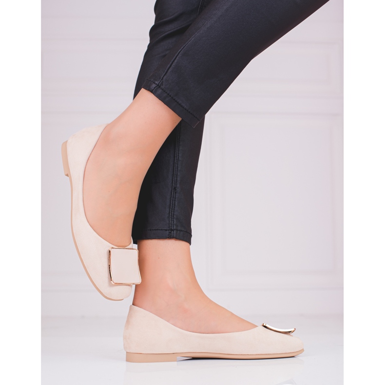 Beige suede ballerinas 2