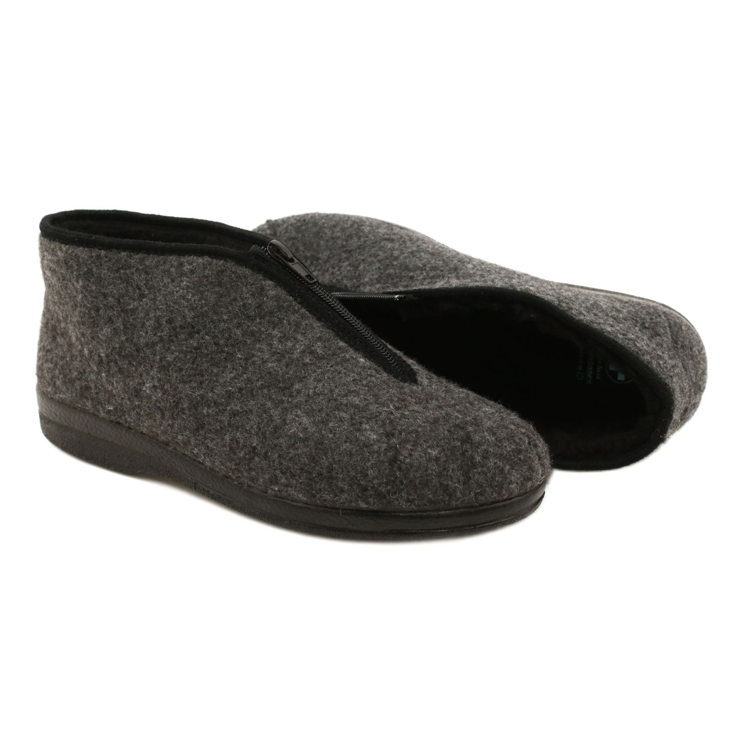 Insulated sales slippers mens