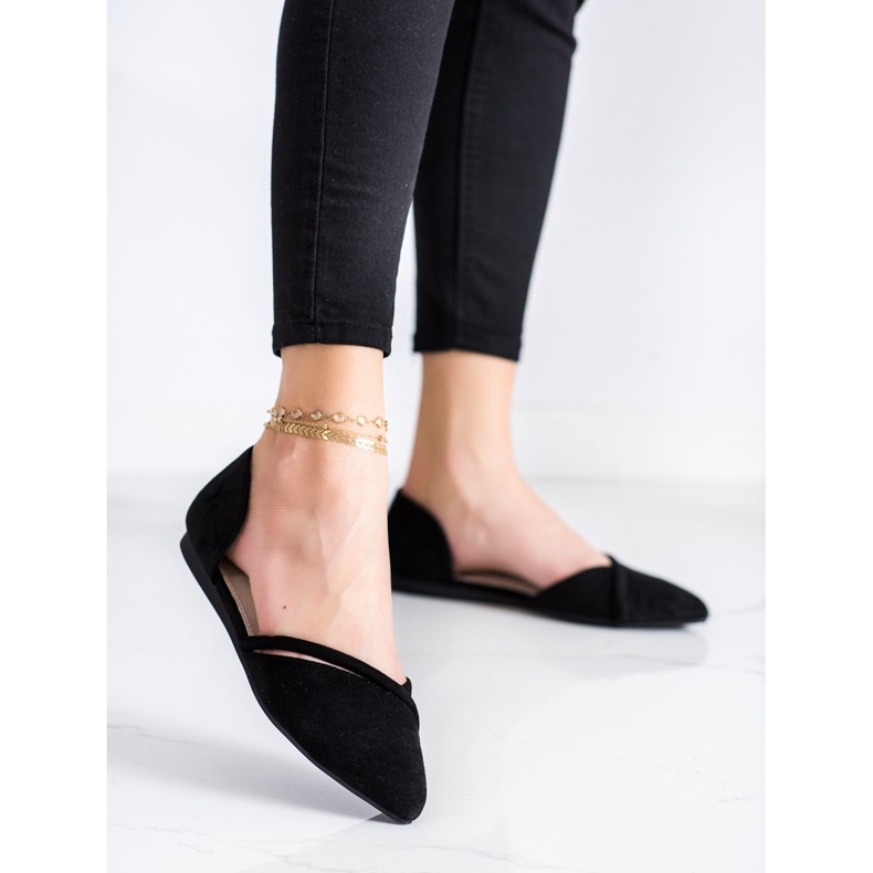 Goodin Suede Ballerinas With A Cut Out black 2