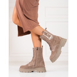 High Shelovet women's hiking boots made of natural leather beige 2
