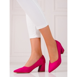 Women's pumps on the post pink 1
