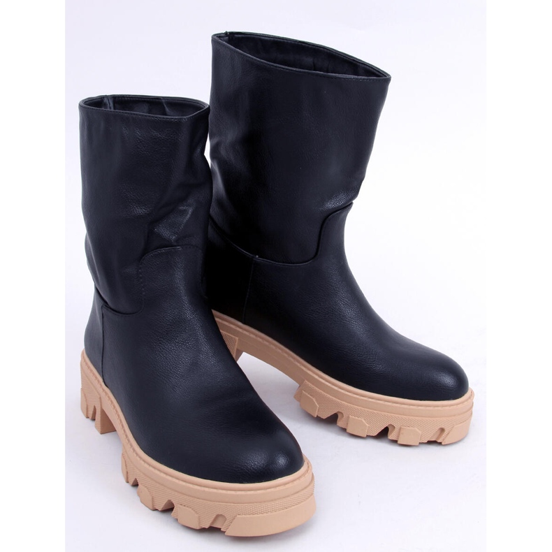 BM Boots with a straight upper Bunton BLACK (camel) 1