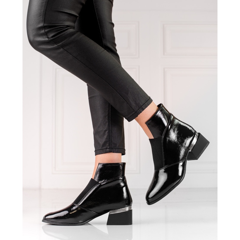 Women's slip-on boots with a Shelovet cut black 1