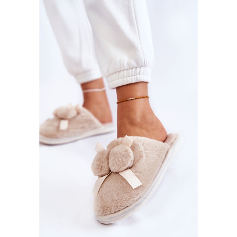 BM Women's Fur Slippers With Pompoms Beige Castello 2