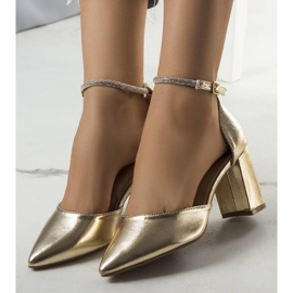 Gold pumps with Leighton cubic zirconia golden 1