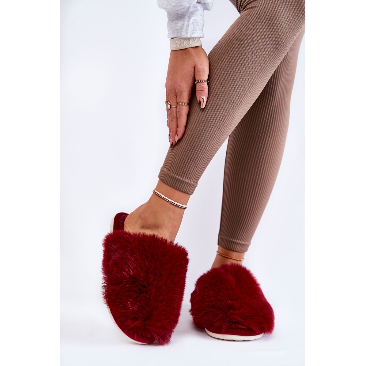 Burgundy fluffy slides discount