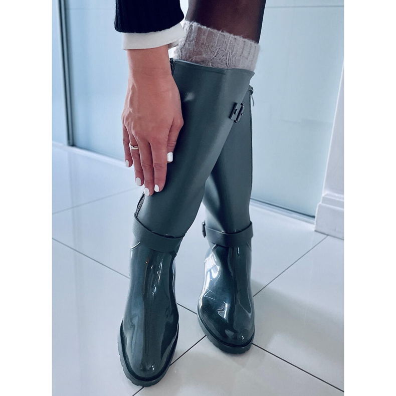 BM Split Green Riding Boots 1