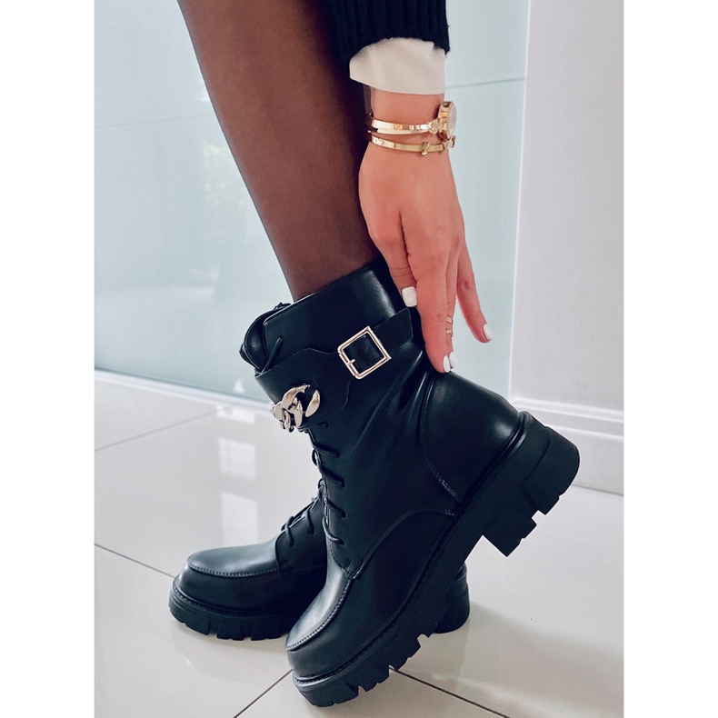 BM Military boots with a chain Banks Black 1