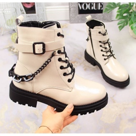 Lacquered boots with a chain insulated Laura La.Fi W PMR28 beige 1