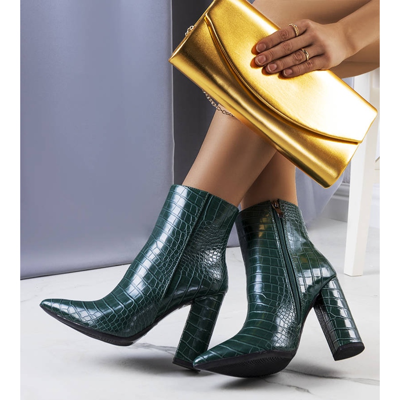 PA1 Green ankle boots on the Lira post 1