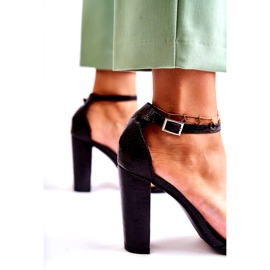 PG1 Classic Leather Sandals On A Bar Black Sallen 4