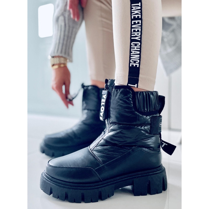 BM Insulated snow boots from Joanie Black 2