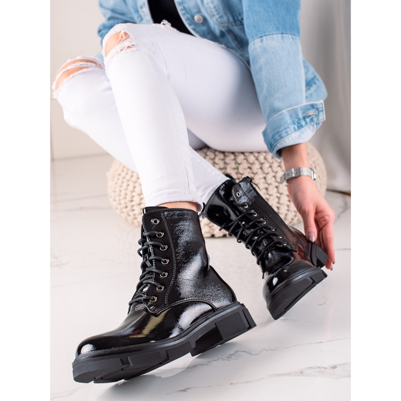 Marquiz Varnished workers black 1