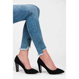 Yes Mile Suede Pumps With A Lacquered Post black 1