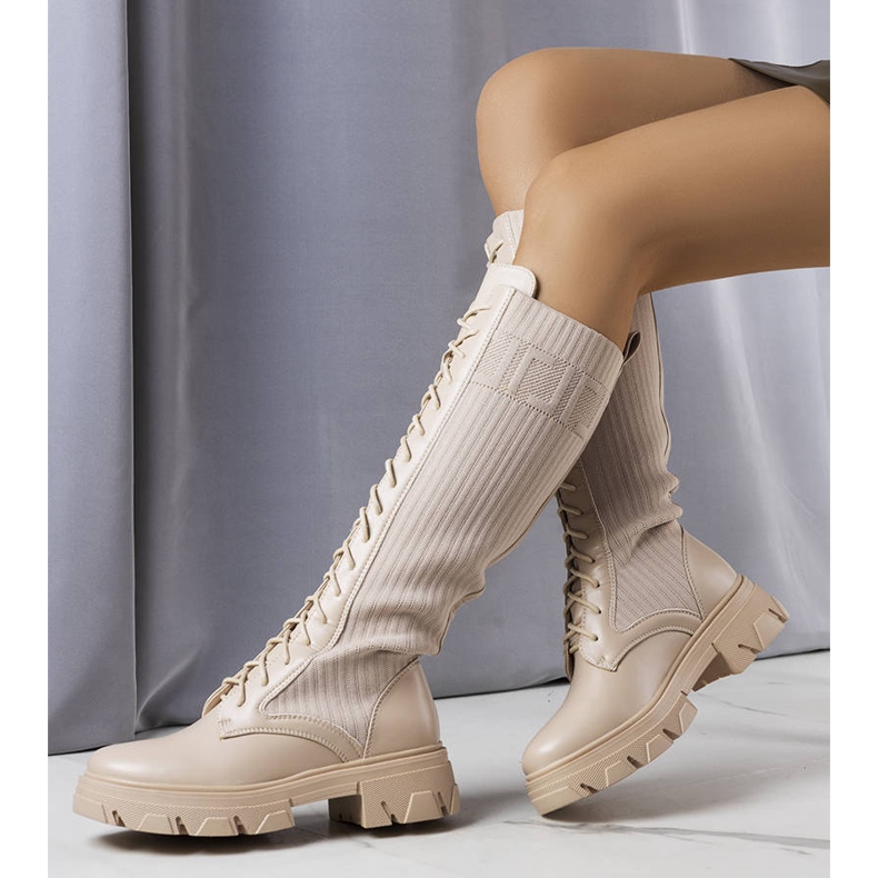BM Beige lace-up boots from Montis 2
