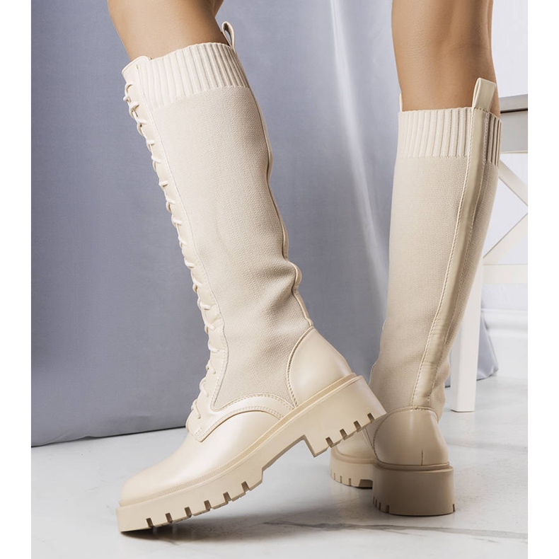 BM Beige lace-up boots from Monren 1