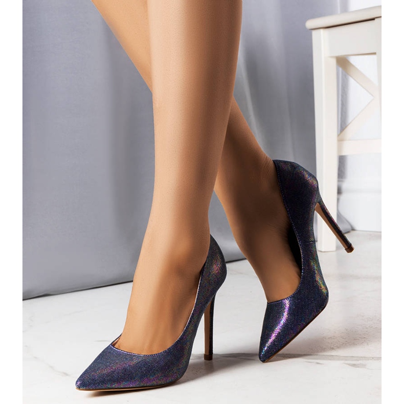 Purple pumps shiny high heels 1