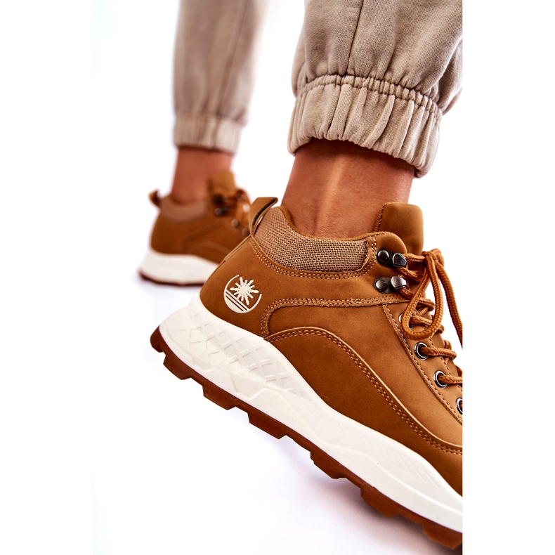 Women's insulated Camel trekking boots brown 3