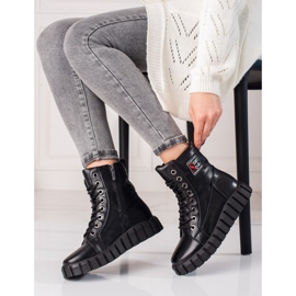 W. Potocki Women's workers on the Shelovet platform black 1