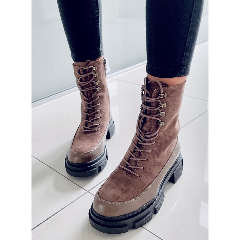 BM Kinney Khaki lace-up boots brown 1