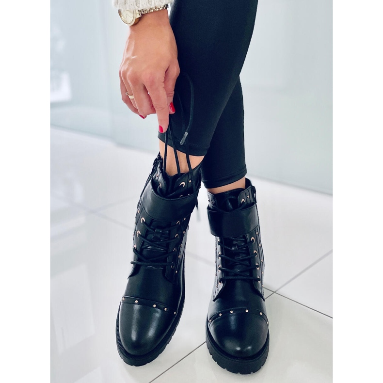 BM Tove Black boots 1