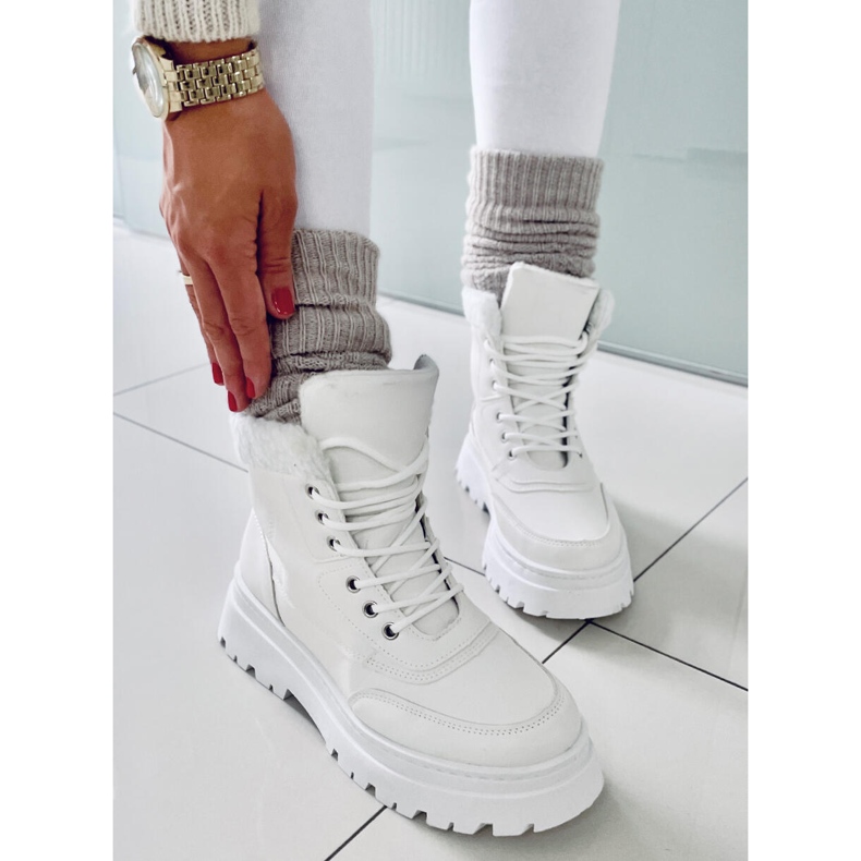 BM Snow White hiking boots 1