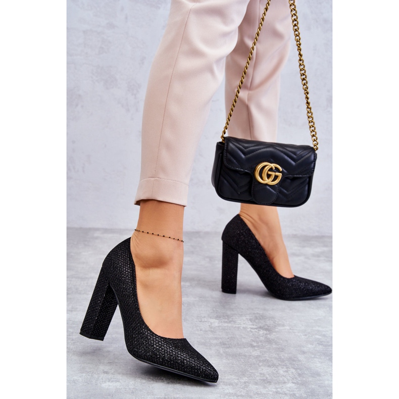 Shiny Pumps On A Heel Black Elmira 2