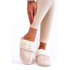 Women's smooth slippers with bright beige fur 1