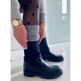 Boots with a flexible Walls Black upper 2