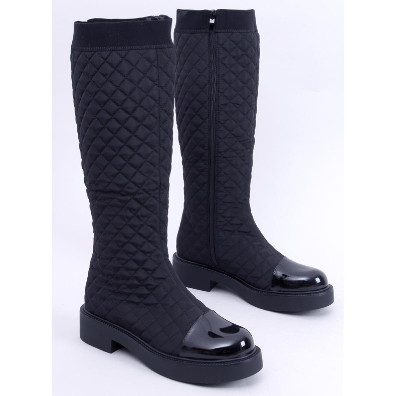 Elegant Coco Black quilted boots 1