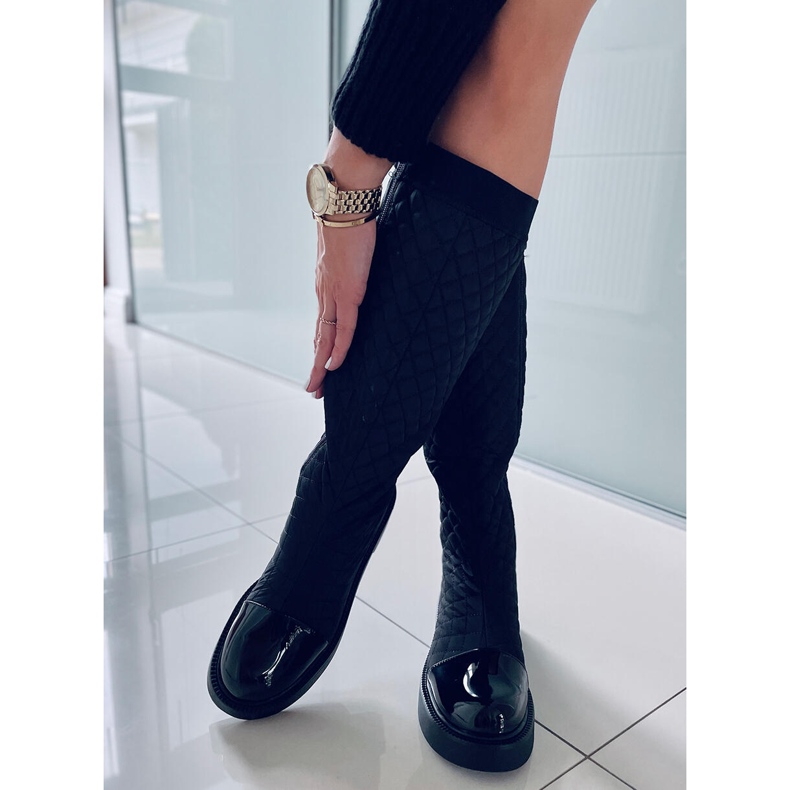 Elegant Coco Black quilted boots 2