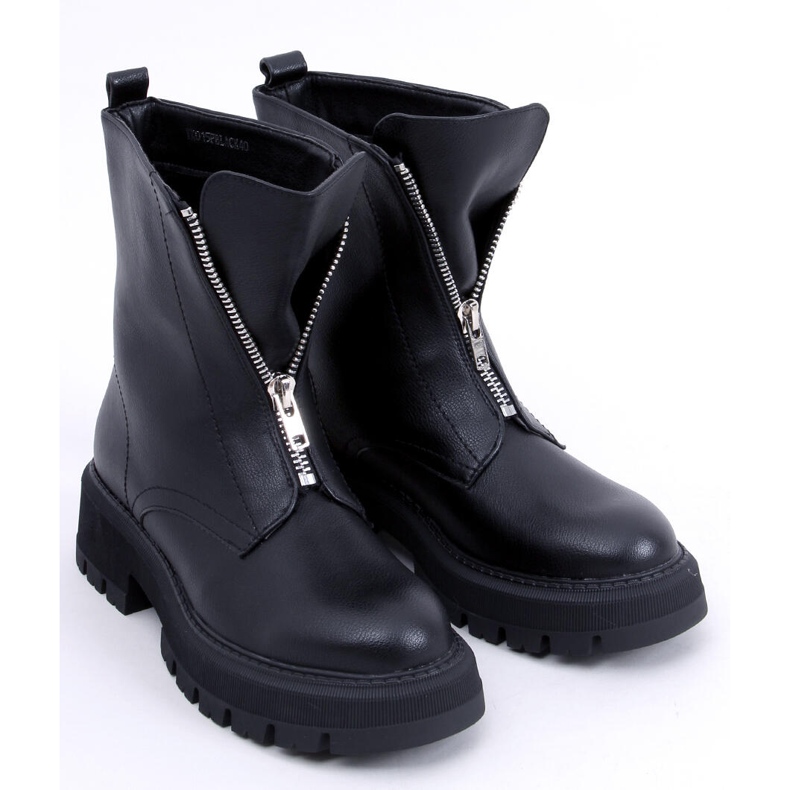 PA1 Laura Black military boots 1