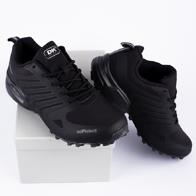 DK trekking shoes black 1