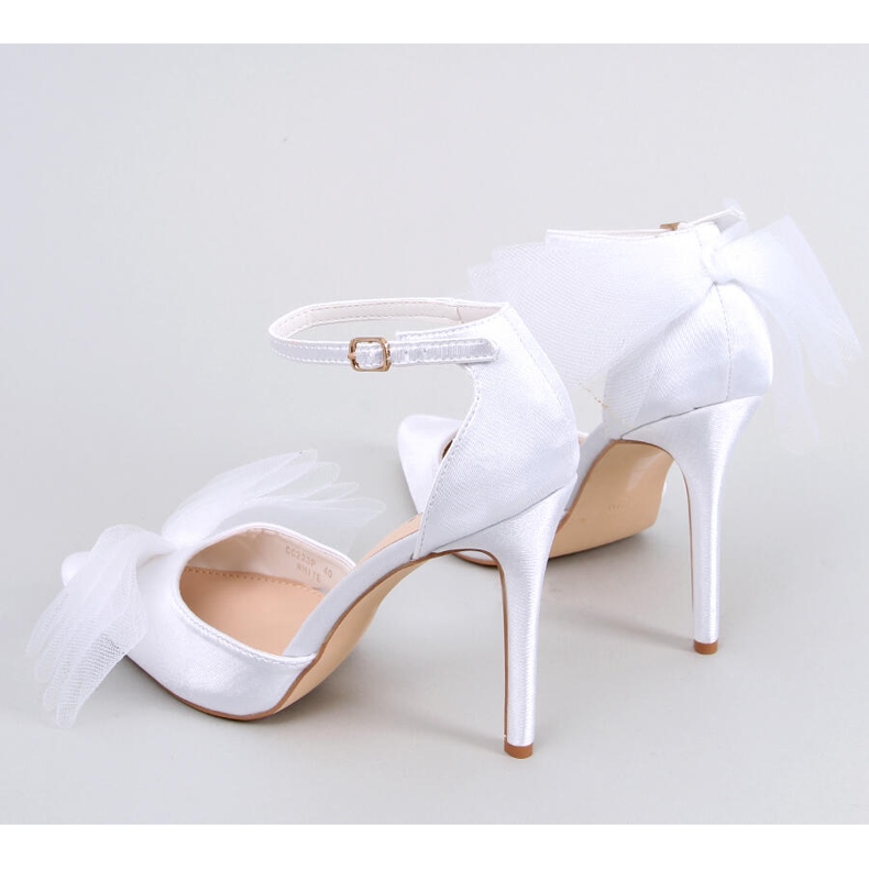 BM Sheena White Tulle Bow Stilettos 1